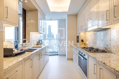 Apartment in The Address Sky View Towers, Downtown Dubai (Downtown Burj Dubai), Dubai 3 bedrooms, 187.48 sq.m. № 128569 - photo 10