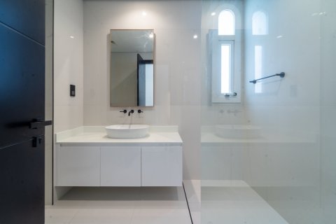 Villa en Dubai, 6 dormitorios, 882 m², № 96833 - foto 19