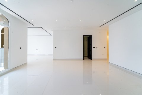 Villa en Dubai, 6 dormitorios, 882 m², № 96833 - foto 8
