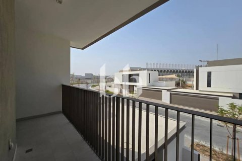Villa in Al Furjan, Dubai 4 bedrooms, 519 sq.m. № 58688 - photo 11
