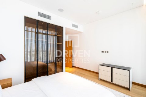Apartment in Jumeirah, Dubai 3 bedrooms, 280 sq.m. № 19760 - photo 12