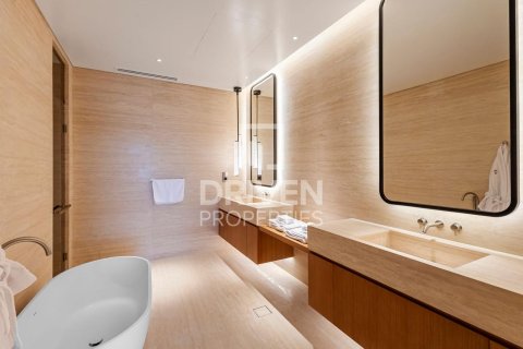 Apartment in Jumeirah, Dubai 3 bedrooms, 280 sq.m. № 19760 - photo 11