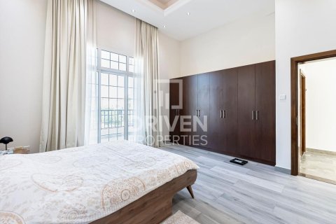 Villa in The Villa, Dubai 5 bedrooms, 516 sq.m. № 19763 - photo 11