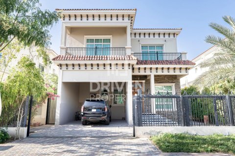 Villa in The Villa, Dubai 5 bedrooms, 516 sq.m. № 19763 - photo 15