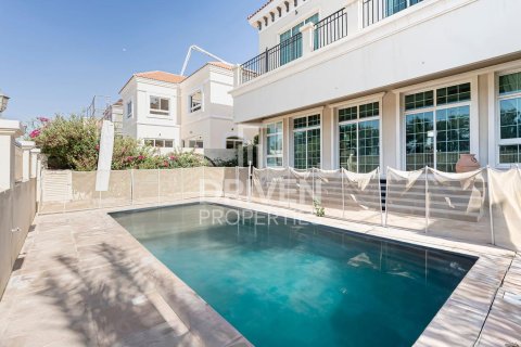 Villa in The Villa, Dubai 5 bedrooms, 516 sq.m. № 19763 - photo 20