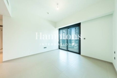 Apartment in Downtown Dubai (Downtown Burj Dubai), Dubai 3 bedrooms, 163.78798900 sq.m. № 63389 - photo 2