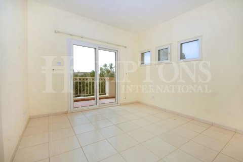 Villa in Springs 10, The Springs, Dubai 2 bedrooms, 153.84736800 sq.m. № 63387 - photo 5