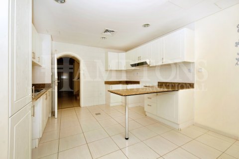 Villa in Springs 10, The Springs, Dubai 2 bedrooms, 153.84736800 sq.m. № 63387 - photo 8