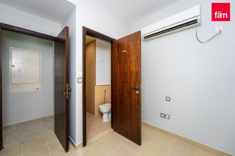 Townhouse in Dubai 4 bedrooms, 309.4 sq.m. № 90357 - photo 9