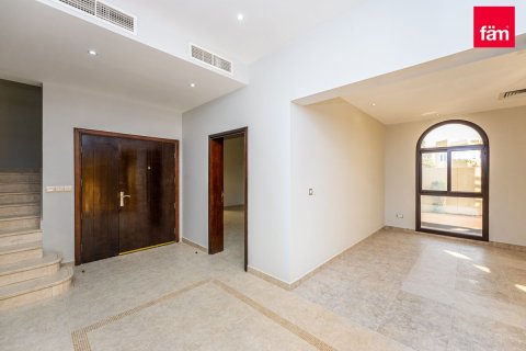 Townhouse in Dubai 4 bedrooms, 309.4 sq.m. № 90357 - photo 5