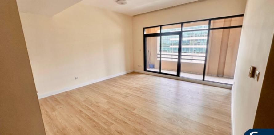 Квартира в The Views 1, The Views, Дубай, 3 спальни, 155м², № 76797