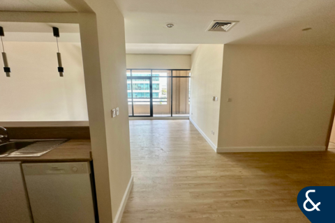 Apartment in The Views 1, The Views, Dubai 3 bedrooms, 155 sq.m. № 76797 - photo 8