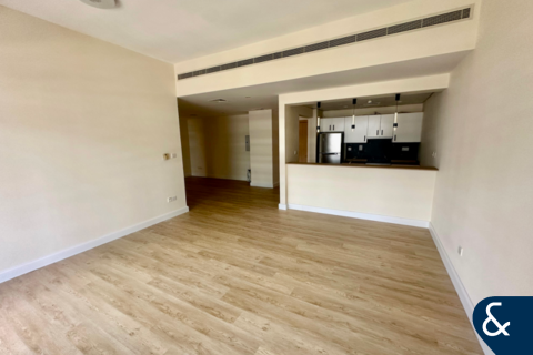 Apartment in The Views 1, The Views, Dubai 3 bedrooms, 155 sq.m. № 76797 - photo 5