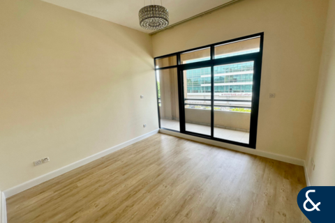 Apartment in The Views 1, The Views, Dubai 3 bedrooms, 155 sq.m. № 76797 - photo 11