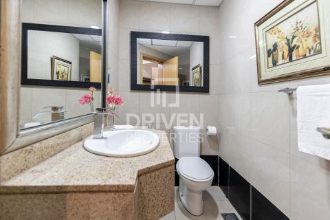 Apartment in Marina Crown, Dubai Marina, Dubai 2 bedrooms, 131.09 sq.m. № 136558 - photo 11