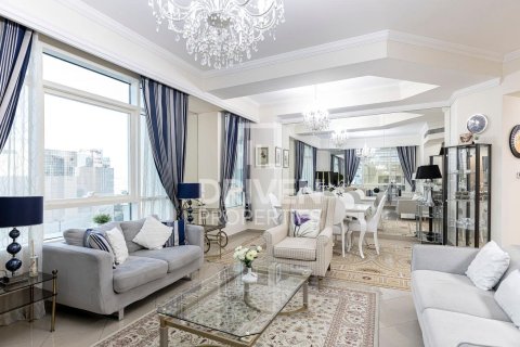 Apartment in Marina Crown, Dubai Marina, Dubai 2 bedrooms, 131.09 sq.m. № 136558 - photo 2