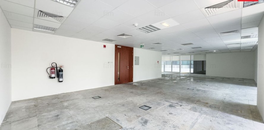 Bureau à Sheikh Zayed Road, Dubai, 147.6 m², № 124385