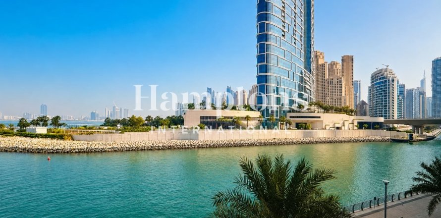 Apartment in The Address Dubai Marina, Dubai Marina, Dubai 1 bedroom, 74.3224 sq.m. № 137408