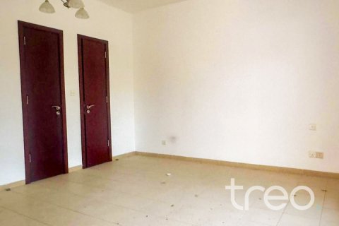 Villa in Arabian Ranches, Dubai 3 bedrooms, 212.56 sq.m. № 123657 - photo 9