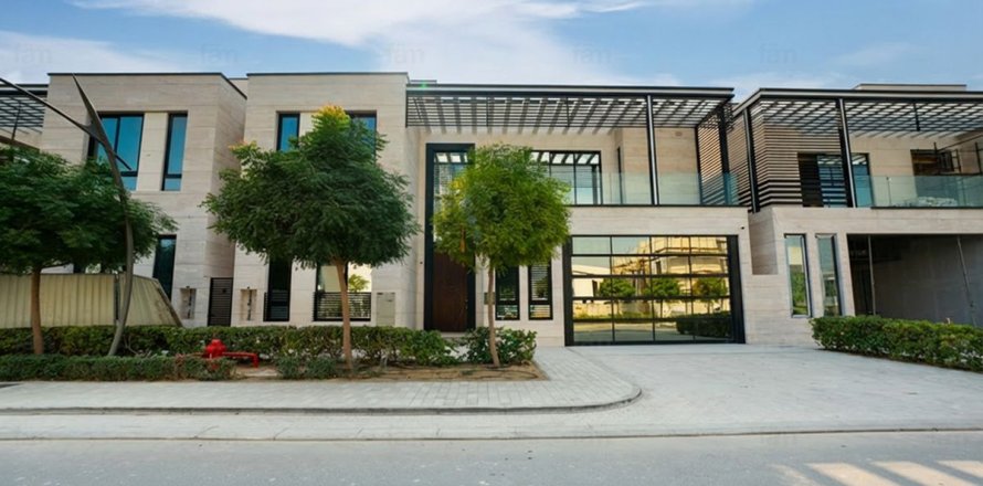 Villa à Dubai, 5 chambres, 690.4 m², № 85903