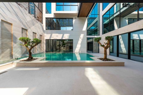 Villa en Dubai, 5 dormitorios, 690.4 m², № 85903 - foto 21