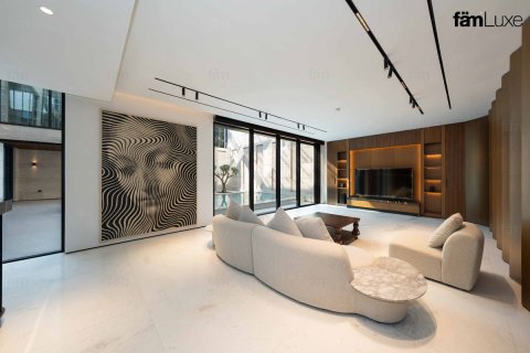 Villa en Dubai, 5 dormitorios, 690.4 m², № 85903 - foto 16