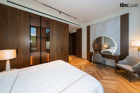 Villa en Dubai, 5 dormitorios, 690.4 m², № 85903 - foto 26