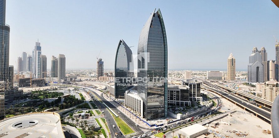 شقة في The Address Dubai Mall, وسط مدينة دبي, دبي 3 غرف نوم, 184 م² رقم 15412