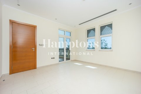 Villa en Jumeirah Park Homes, Jumeirah Park, Dubai, 3 dormitorios, 336.95918100 m², № 63310 - foto 22