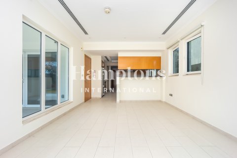 Villa en Jumeirah Park Homes, Jumeirah Park, Dubai, 3 dormitorios, 336.95918100 m², № 63310 - foto 8