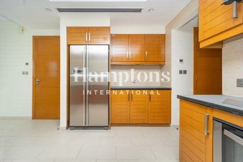 Villa en Jumeirah Park Homes, Jumeirah Park, Dubai, 3 dormitorios, 336.95918100 m², № 63310 - foto 14