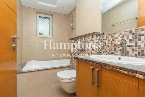 Villa en Jumeirah Park Homes, Jumeirah Park, Dubai, 3 dormitorios, 336.95918100 m², № 63310 - foto 9