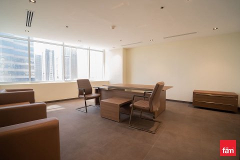 Снять в аренду офис в Дубае: 157.4м², № 67624 - фото 2
