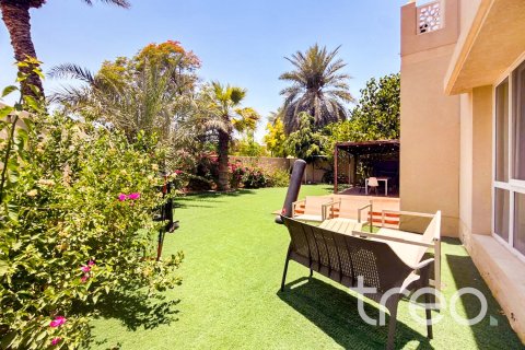 فيلا في Meadows 8, Meadows, دبي 5 غرف نوم , 604.98 م² رقم 119747 - صورة 1