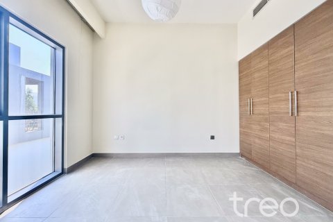 Снять в аренду виллу в Дубай Хилс Эстейт, Дубай: 3 спальни, 288.19м², № 119749 - фото 22
