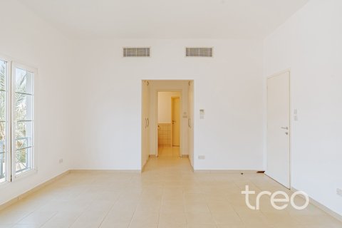 Villa in Meadows 1, Meadows, Dubai 4 bedrooms, 313.55 sq.m. № 119744 - photo 23