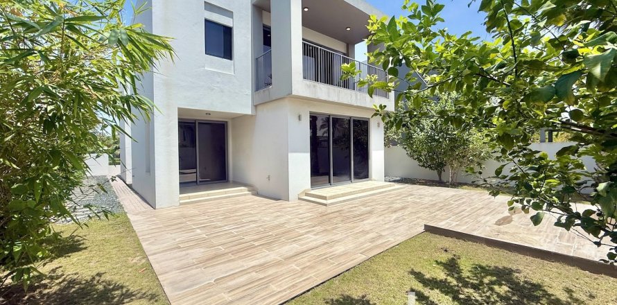 Вилла в Дубай Хилс Эстейт, Дубай, 3 спальни, 288.19м², № 119748