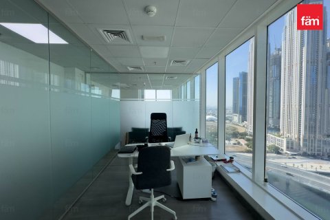 Oficina en Business Bay, Dubai, 130.4 m², № 77812 - foto 3