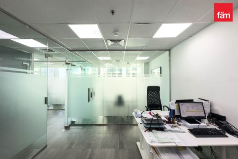 Oficina en Business Bay, Dubai, 130.4 m², № 77812 - foto 8