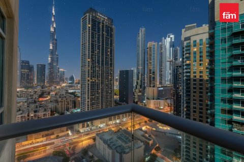 Apartamento en Downtown Dubai (Downtown Burj Dubai), Dubai, 2 dormitorios, 120.7 m², № 77816 - foto 1