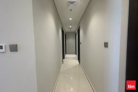 Apartment in Business Bay, Dubai 2 bedrooms, 117.9 sq.m. № 23654 - photo 15
