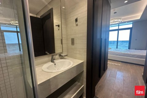 Apartment in Business Bay, Dubai 2 bedrooms, 117.9 sq.m. № 23654 - photo 16