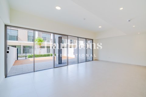 Townhouse in The Valley, Dubai 3 bedrooms, 174.00731900 sq.m. № 70777 - photo 4