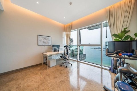 Apartment in Jumeirah Beach Residence, Dubai 2 bedrooms, 178.93 sq.m. № 129146 - photo 18