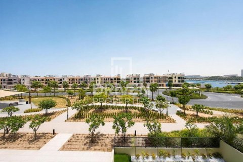 Villa in Jumeirah, Dubai 4 bedrooms, 397.63 sq.m. № 129145 - photo 3