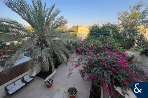 Villa in The Springs, Dubai 2 bedrooms, 206 sq.m. № 78572 - photo 7