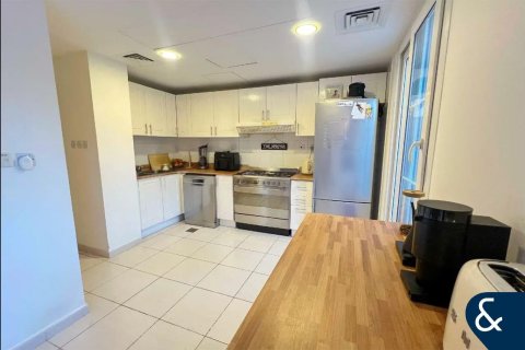 Villa in The Springs, Dubai 2 bedrooms, 206 sq.m. № 78572 - photo 1