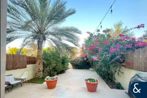 Villa in The Springs, Dubai 2 bedrooms, 206 sq.m. № 78572 - photo 10