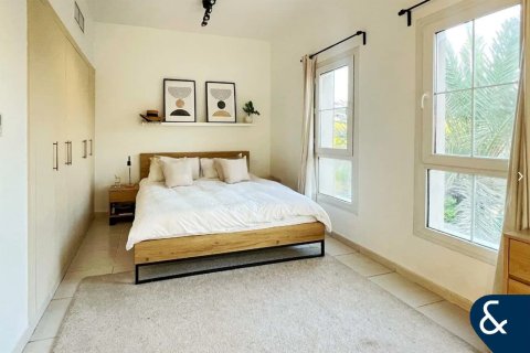 Villa in The Springs, Dubai 2 bedrooms, 206 sq.m. № 78572 - photo 2