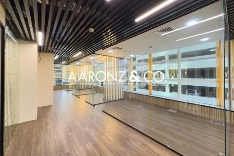 Bureau à Sheikh Zayed Road, Dubai, 102 m², № 78496 - photo 3